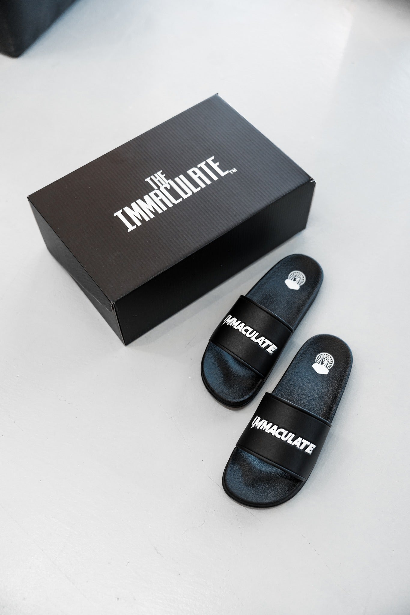 Monochrome Slides