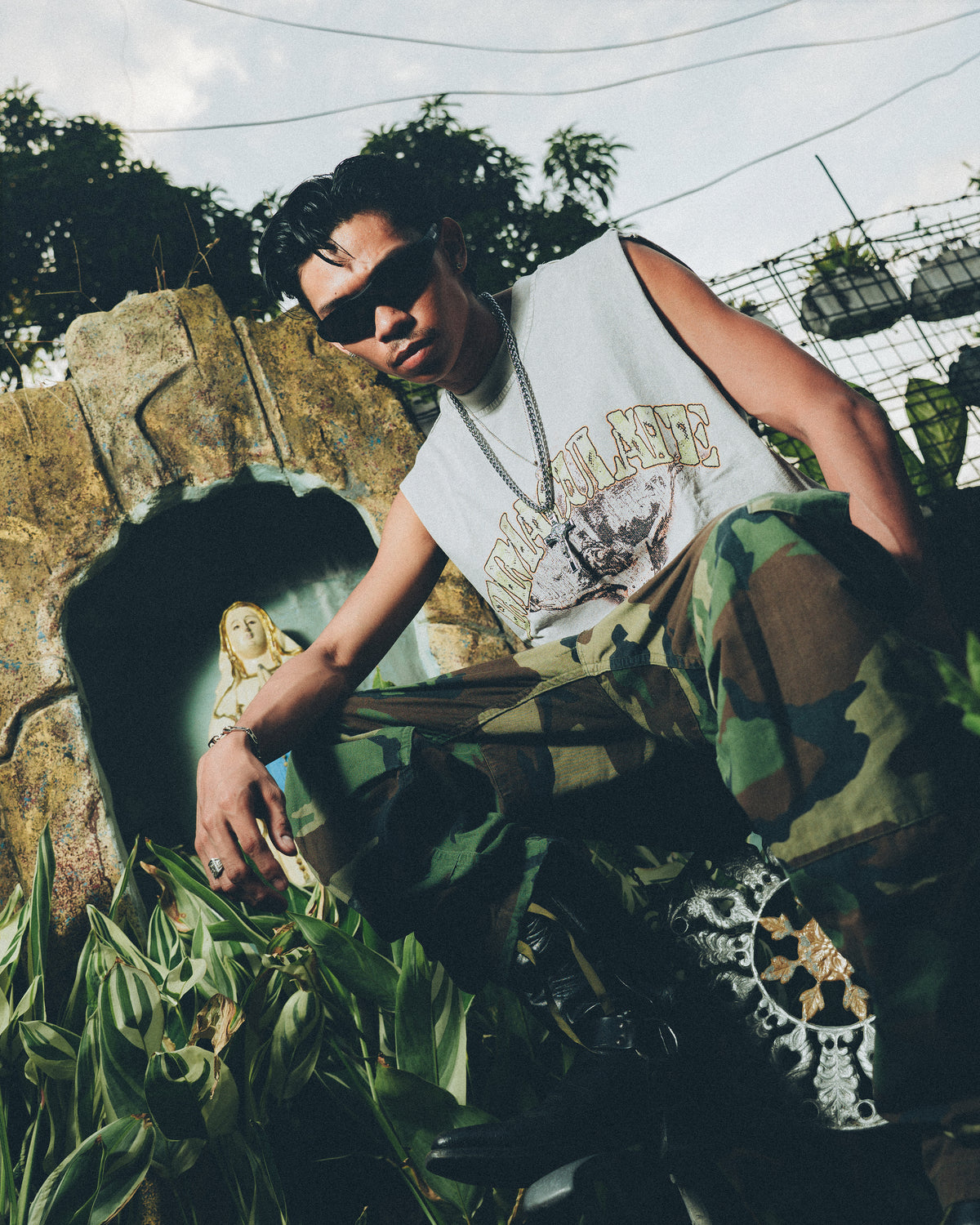 Combat Hesu Kristo Cut off Tee